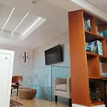 Augusta Boutique House בית הארחה ליסבון